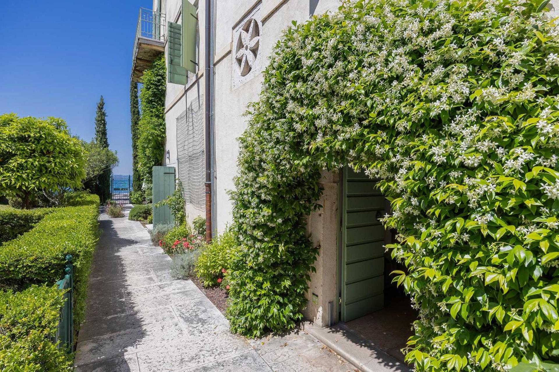 Villa Cisano Residenza D'Epoca Bardolino Exterior photo